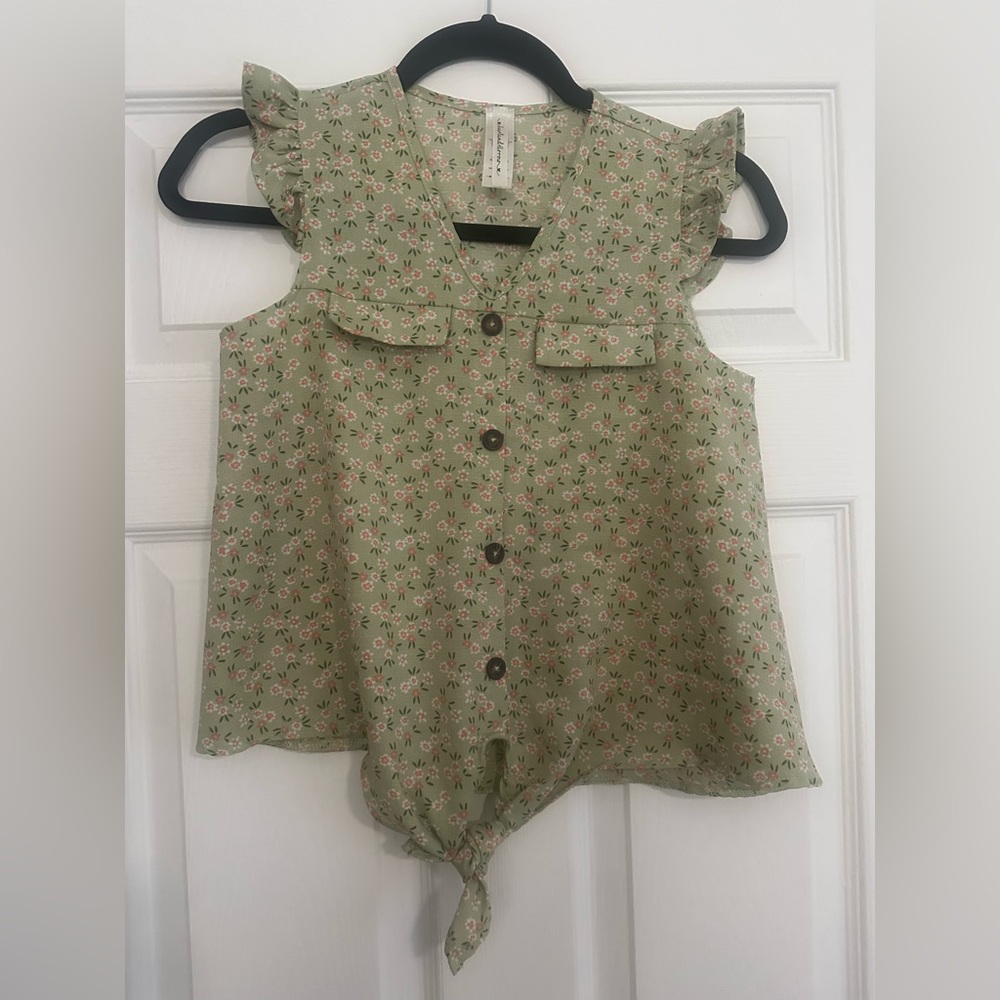 Floral Green Kids Top EUC